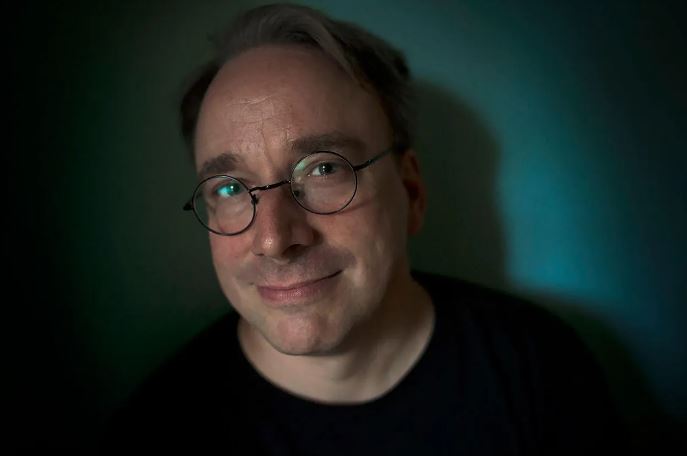 Linus Torvalds(لینوس توروالدز)